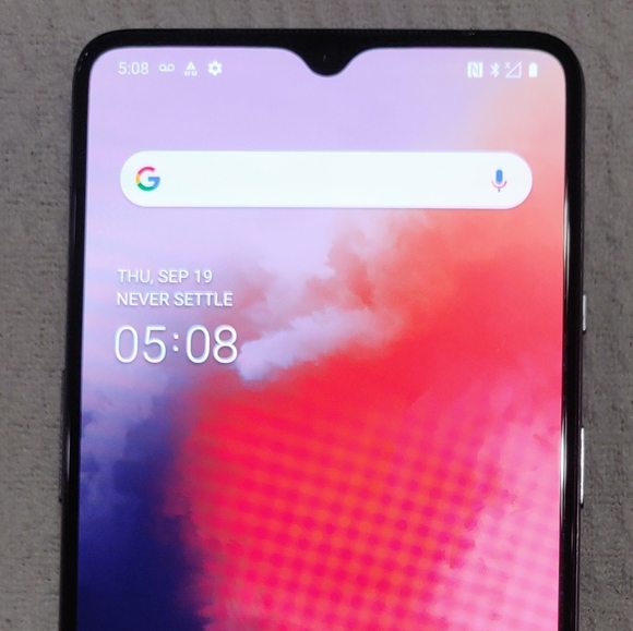 T-mobile Oneplus 7T Unlocked Smart Phone - Picture 2 of 6